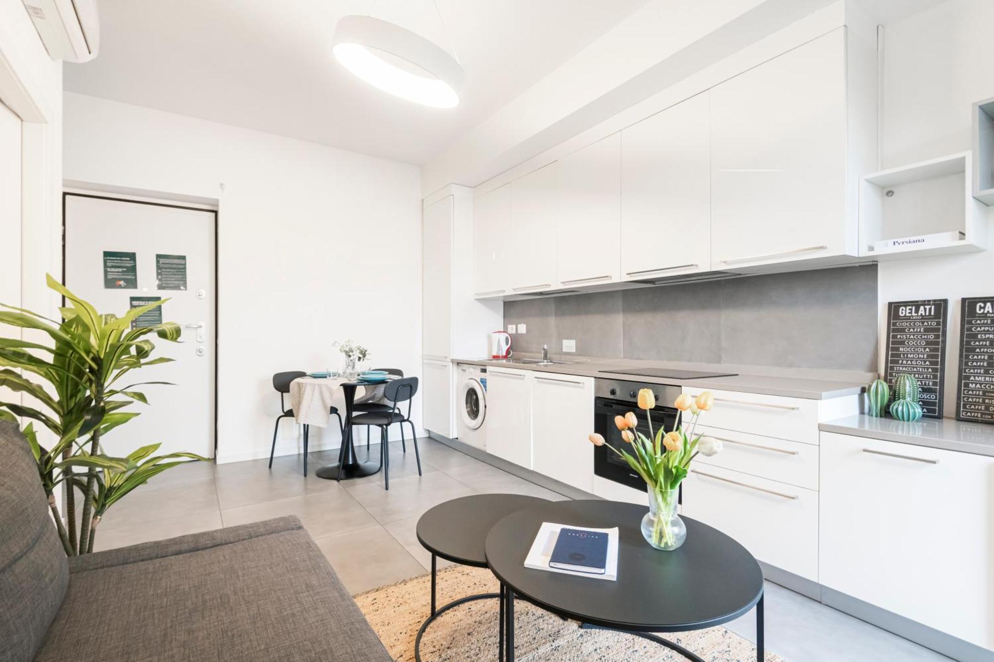 Beautiful Flat Fully Furnished In P.Ta Romana Milan Exterior photo