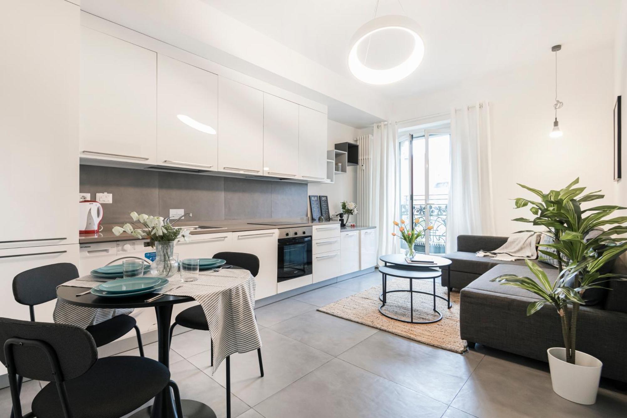 Beautiful Flat Fully Furnished In P.Ta Romana Milan Exterior photo